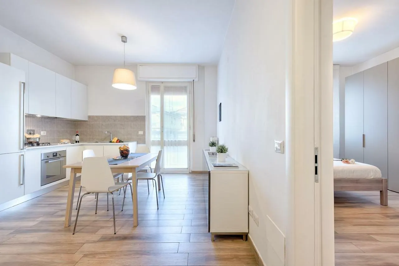 Polo Universitario Apartment By Mmega Florence