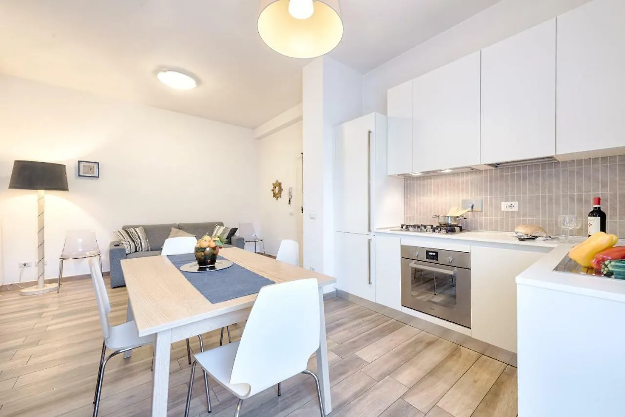 Polo Universitario Apartment By Mmega Florence Italy