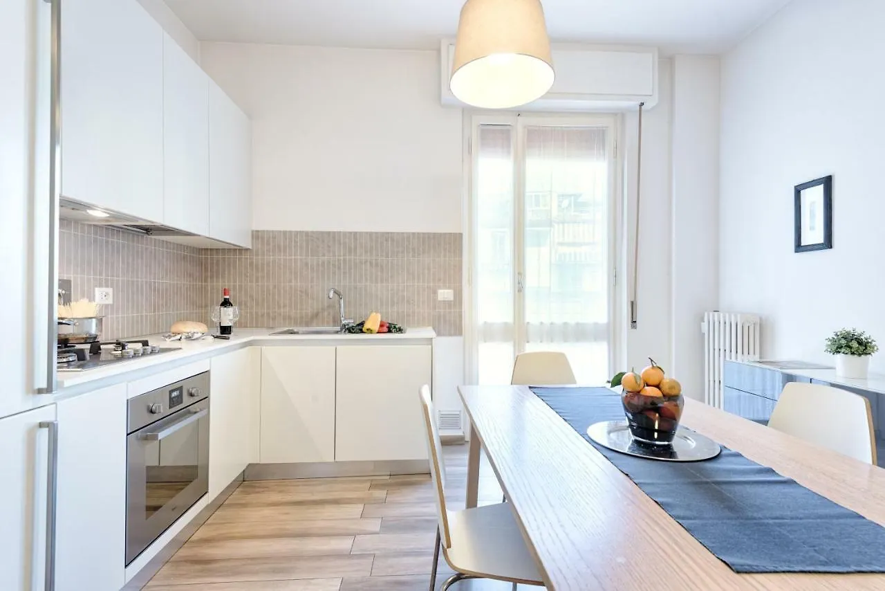 Polo Universitario Apartment By Mmega Florence